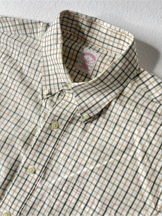 Brooks Brothers Other - Brooks Brothers Button Down Shirt Men's Large Tan Green Plaid Long Sleeve Preppy